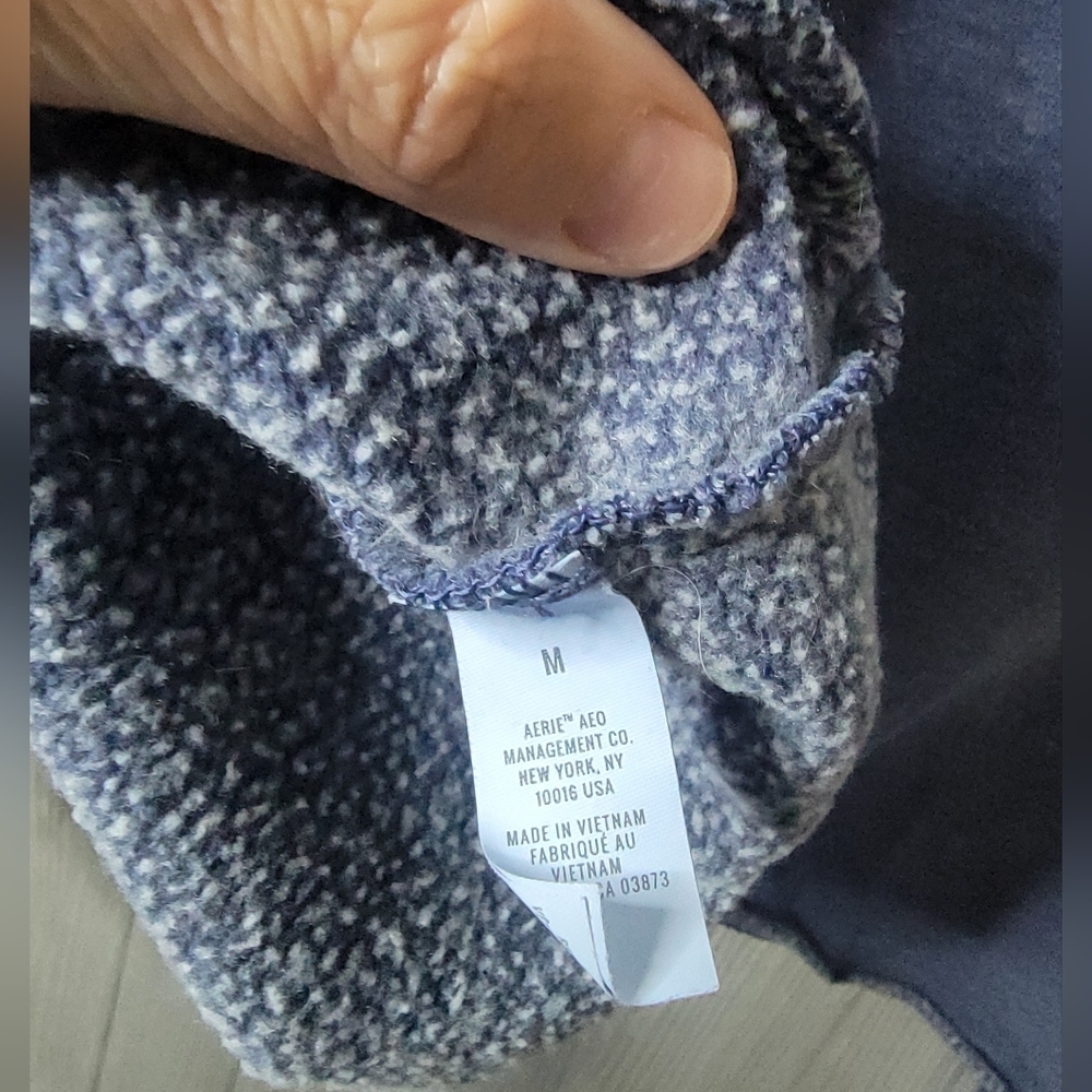Aeries Cropped Casual Blue Collared Sweater. - Picture 5 of 5